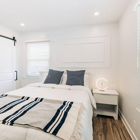 Beautiful Luxury Home Freshly Renovated With Big Yard, Seating & Grill Pad Cottage Grove 外观 照片