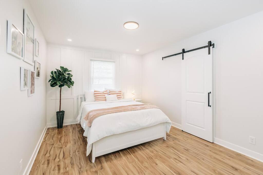 Beautiful Luxury Home Freshly Renovated With Big Yard, Seating & Grill Pad Cottage Grove 外观 照片